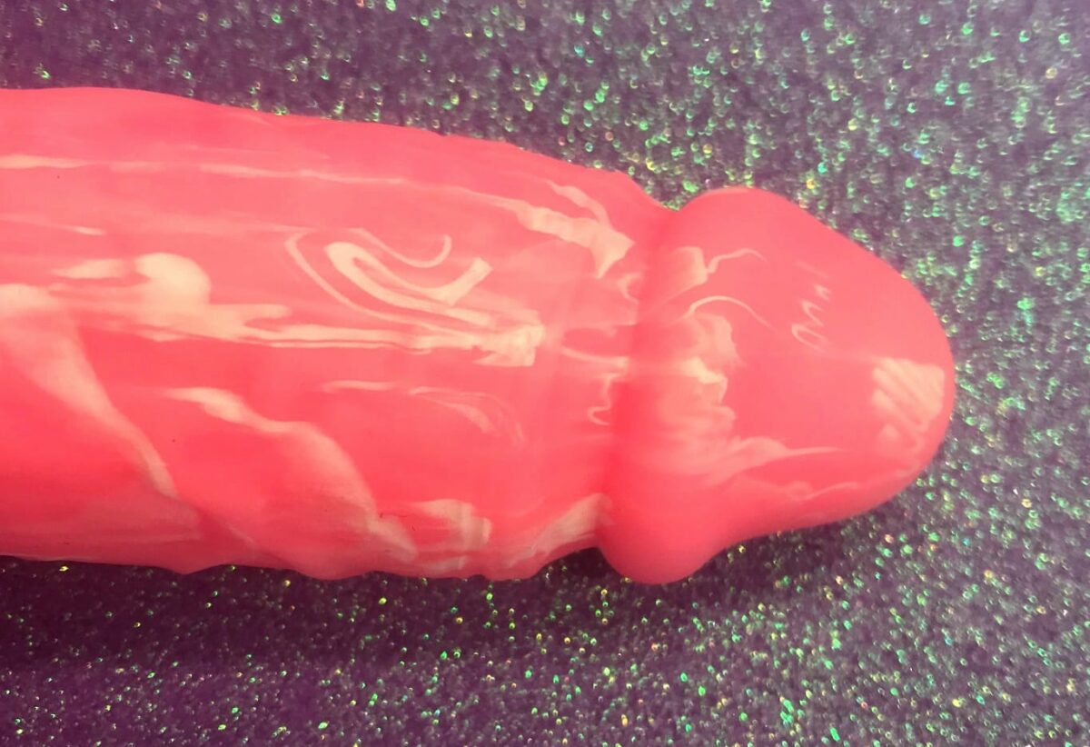 Review BMS Factory Addiction Brandon GlowintheDark Silicone Dildo