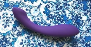 Lovehoney Desire Luxury Weighted Curved Dildo featured