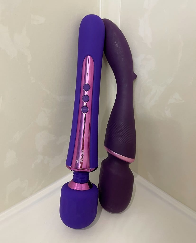 Viben Obsession vs. We-Vibe Wand waterproof wand vibrators in shower