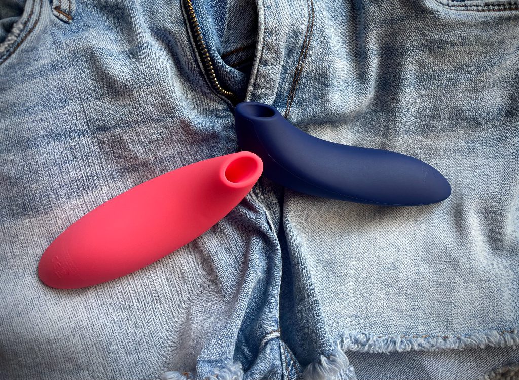 We-Vibe Melt review, Coral vs Mightnight Blue on jeans 2021