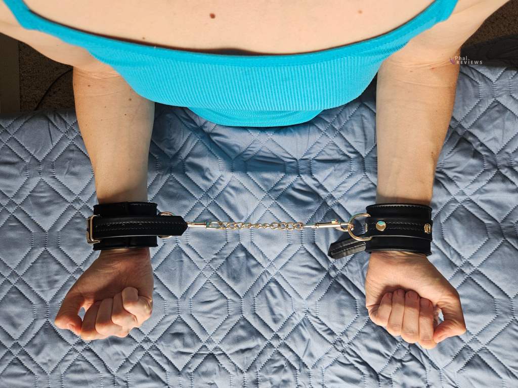 Organosilicone water-resistant bondage kit - wrist cuffs