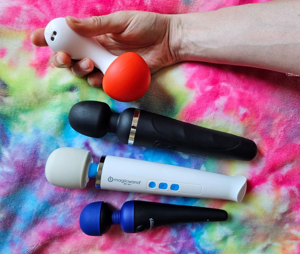 Best small vibrating wands Maia Shroomie soft vibrator vs. Lovense Domi, Magic Wand Mini and PalmPower Recharge for clitoral stimulation