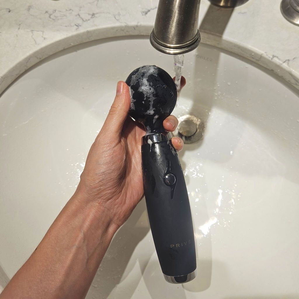 Prive Super Wand vibrator how to clean