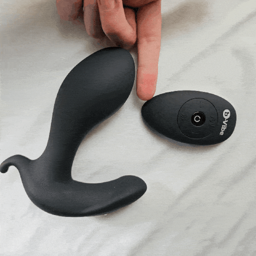 Strongest inflation setting of b Vibe Expand butt plug GIF showing full range of inflation vs. size of 1 thin finger