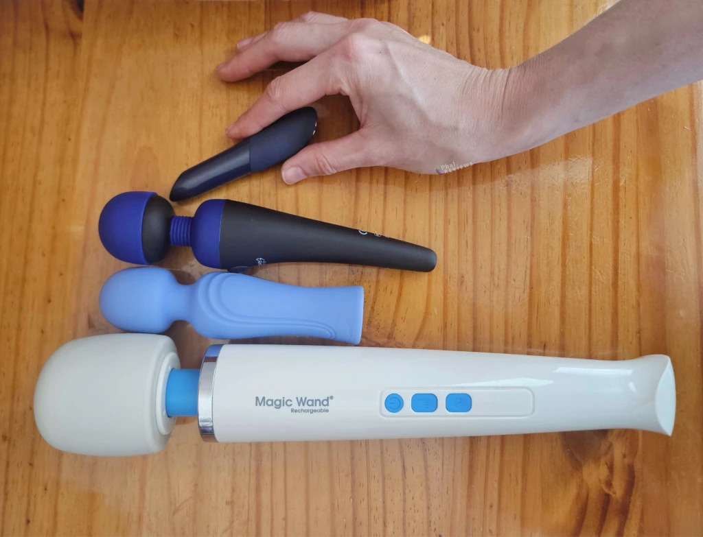 Swan Era wand size vs. Magic Wand, PalmPower Recharge, We Vibe Tango strong clit vibrators