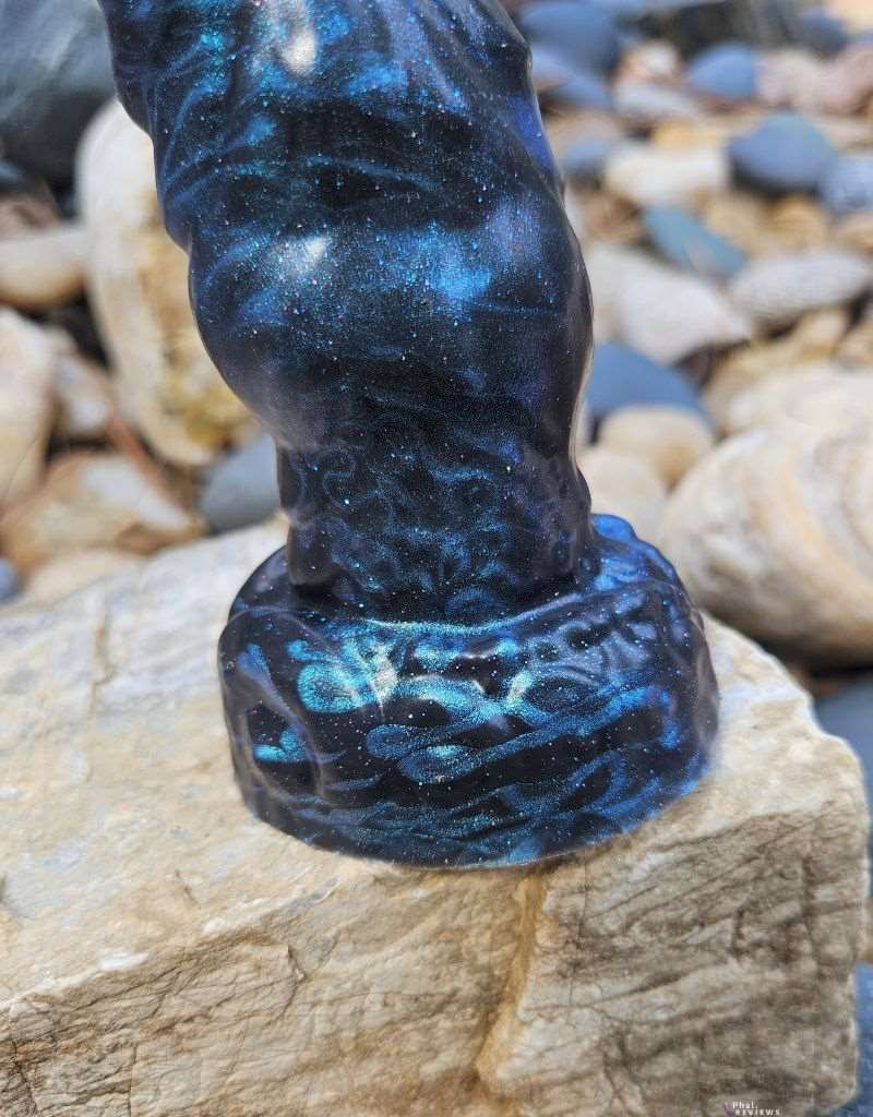 Uberrime Ardor Dragon dildo marbled silicone