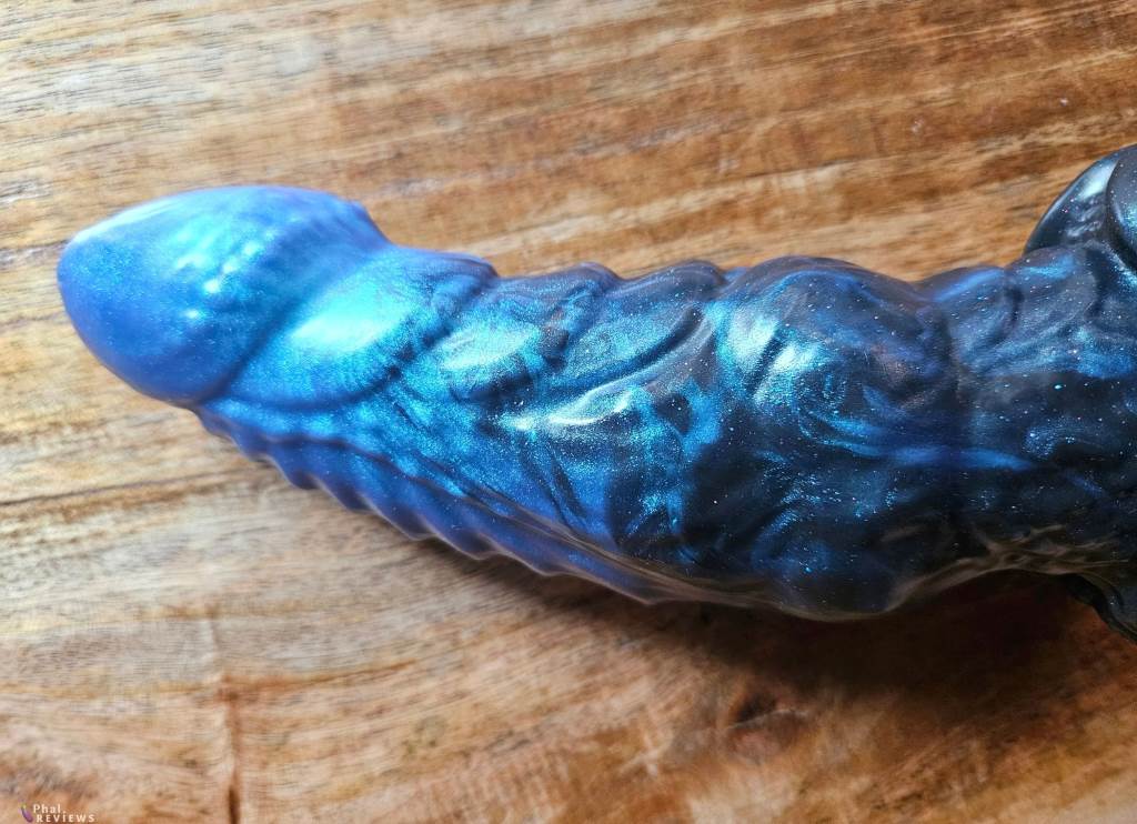 Uberrime Ardor dildo intense dragon plate texture sex toy