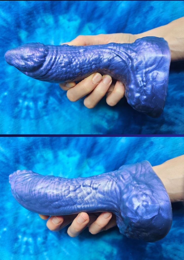 Uberrime Miksko alien dildo with foreskin