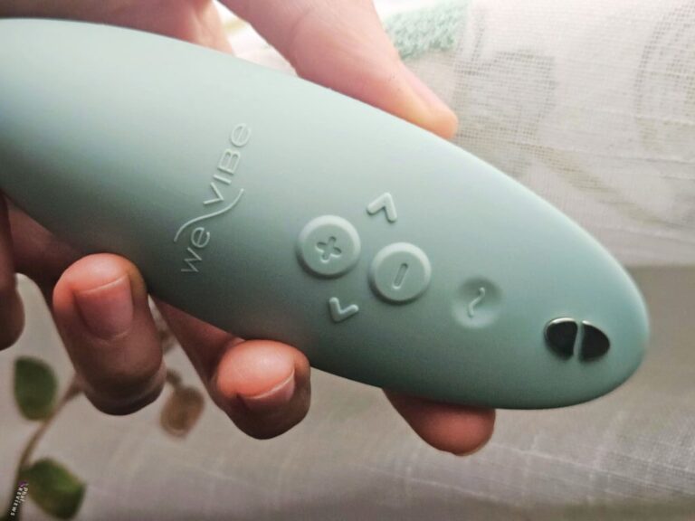 We Vibe Melt 2 how to control buttons