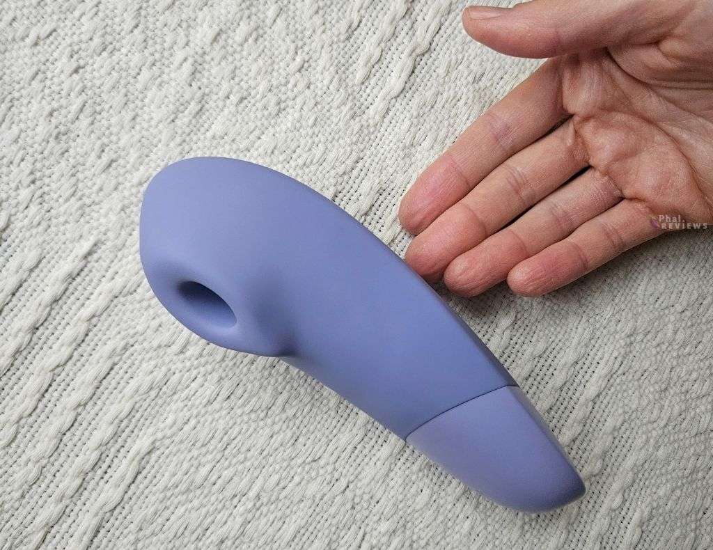 Womanizer enhance dimensions by hand