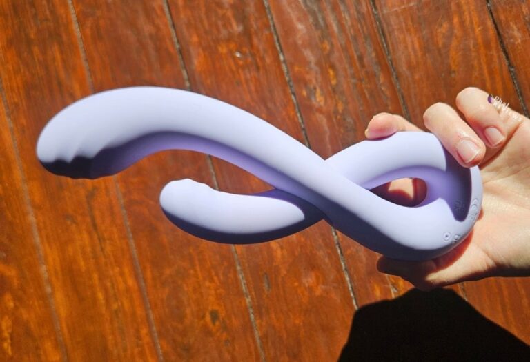 sex toy reveiw The 16 Best Sex Toys on Amazon, According to Reviews main image 0