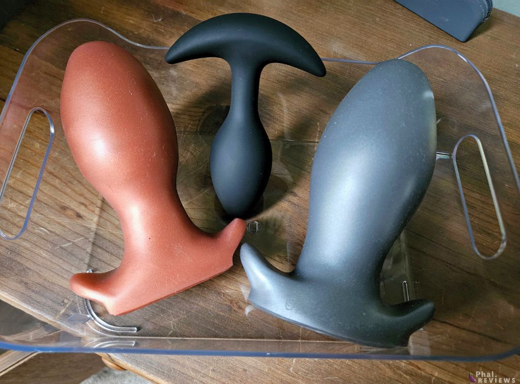 whats the point of an anal plug Exploring the Thrill: Wearing a Butt Plug in Public main image 0